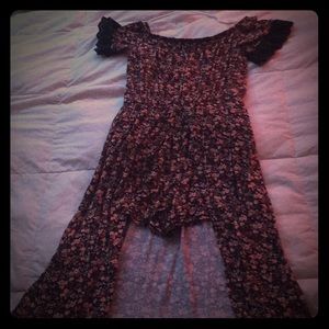 I am selling a art class long dress